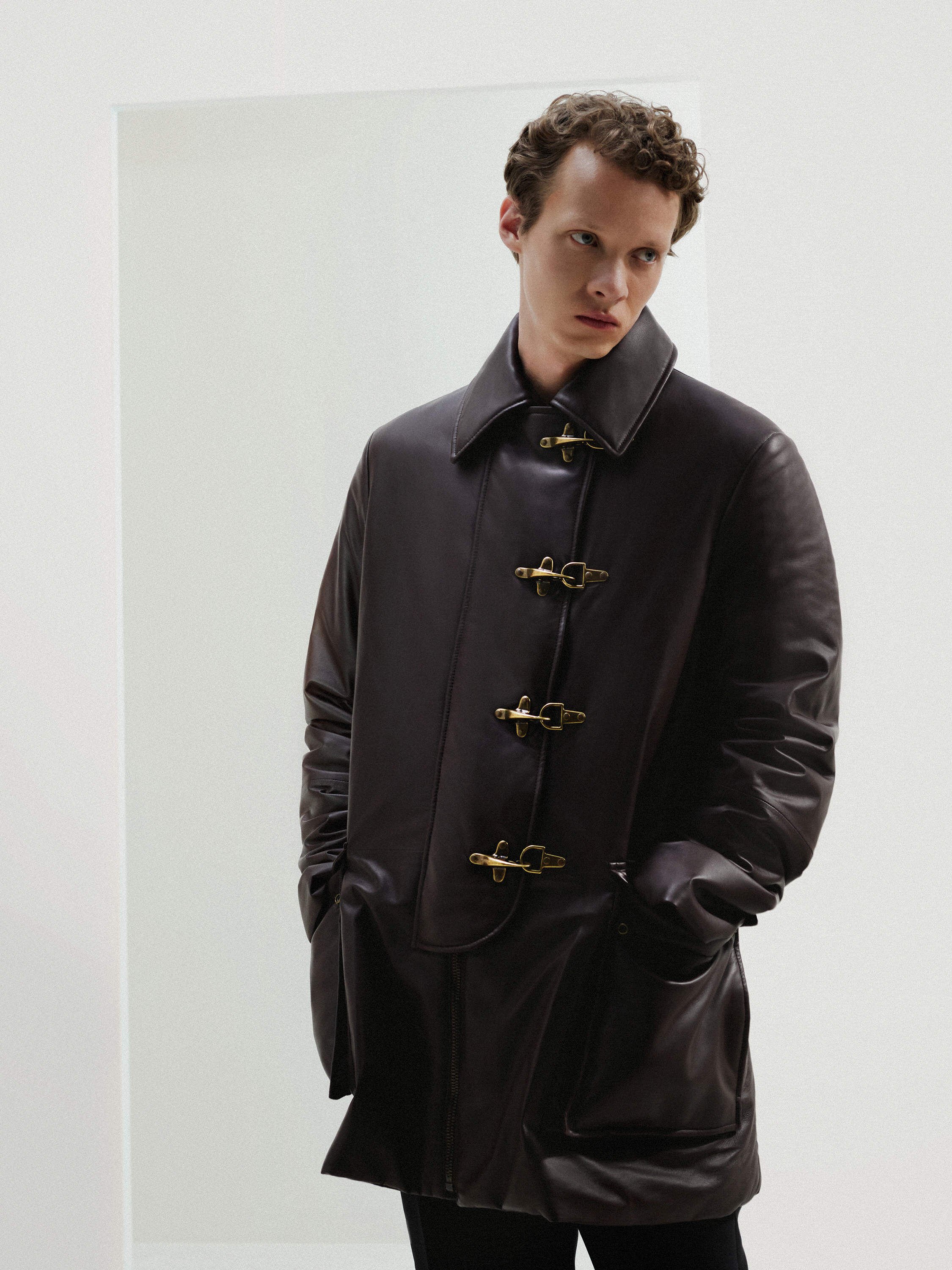 【正規品】LOEWE ロエベ フリンジ レイヤード ビッグロゴ スウェット 正規品】LOEWE ロエベ フリンジ レイヤード ビッグロゴ スウェット